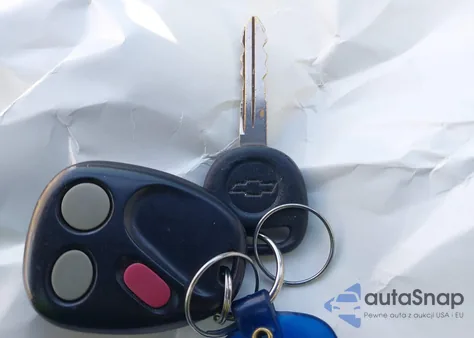 2005 Chevrolet Trailblazer Lt из США, поврежденный, VIN 1GNDT13S452304012